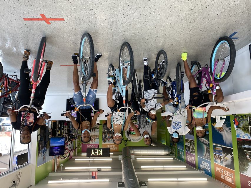 Miami South Beach Bike Tour - Hydration and the drink stop: small structure, big mood benefit