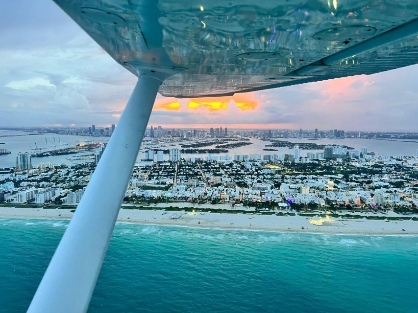Miami: South Beach Private 35-Minute Guided Flight Tour - The Plane, Comfort, and Headset Reality Check