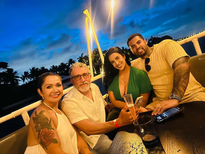 Miami Sunset Champagne Cruise with Skyline Views & Music - Why Biscayne Bay sunset is the smart Miami viewpoint