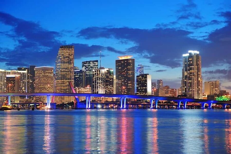 Miami Sunset Champagne Cruise with Skyline Views & Music - Who should book this Miami Sunset Champagne Cruise