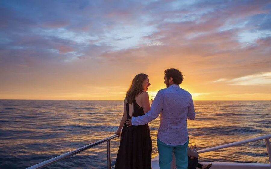Miami: Sunset Cruise with Celebrity Homes & Open Bar - Should You Book This Miami Sunset Cruise?