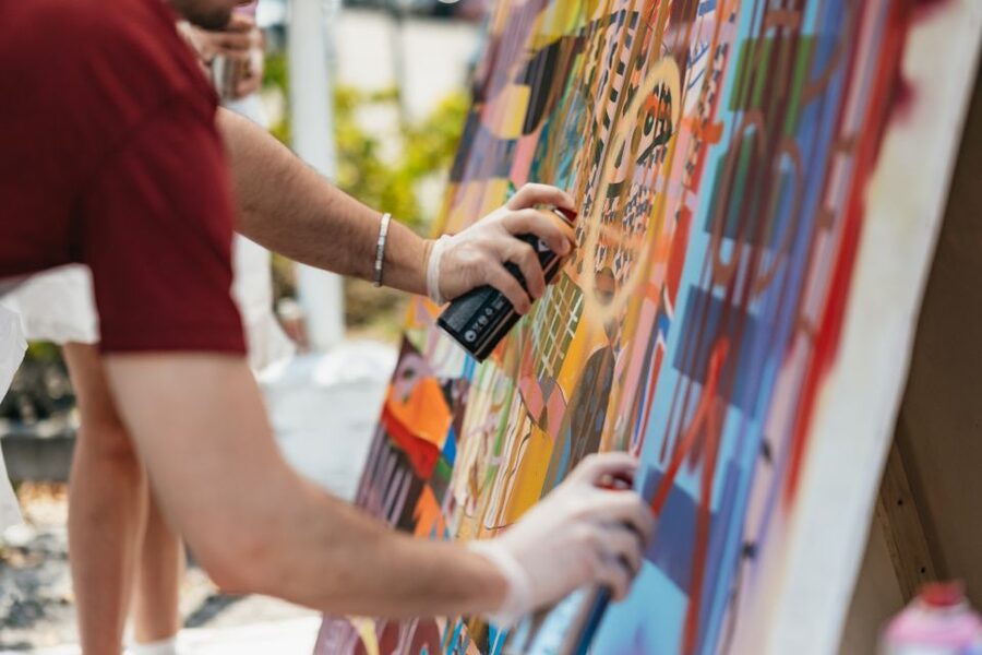 Miami: Wynwood Graffiti Experience - From Drop Shadows to Patterns: What You Learn on the Canvas