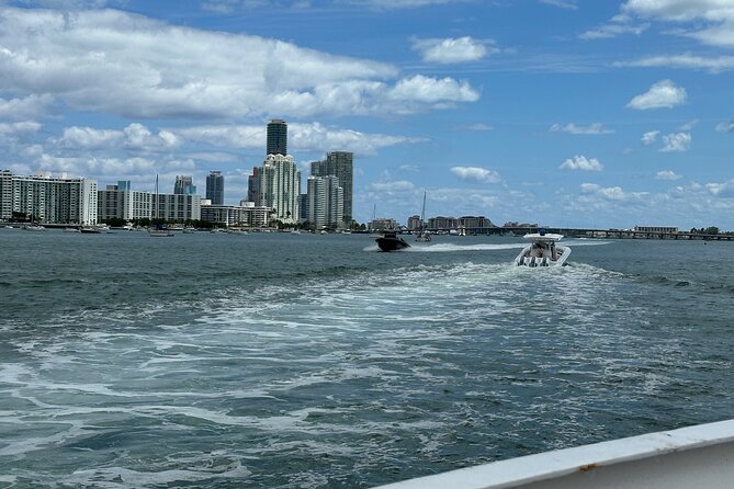 Millionaire Homes Miami Favorite Boat Cruise - Key Biscayne and the Downtown-to-South Beach sweep