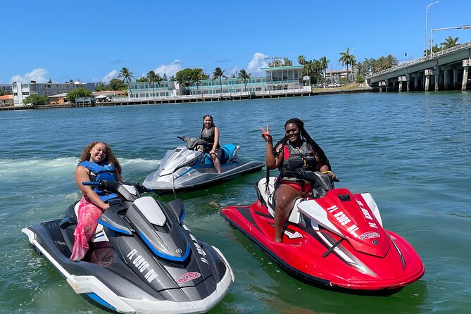 One Hour Jet Ski Adventure Through the Heart of Miami - Dock Training With Certified Instructors (Beginner Friendly)