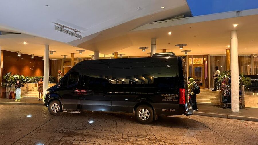 Port of Miami Shuttle to Miami Airport or Hotel in Miami - What On-Time Pickup Really Means for Cruise Schedules
