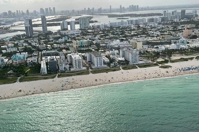 Private 60 Minute Romantic Air Tour with Champagne in Miami - Star, Palm, Venetian Islands, and the Port of Miami from above