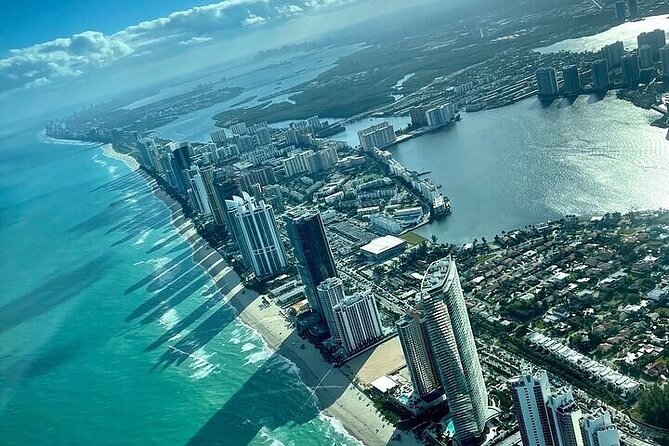 Private 60 Minute Romantic Excursion Air Tour with Champagne - South Miami Shoreline to Coconut Grove, Your First Big Wow