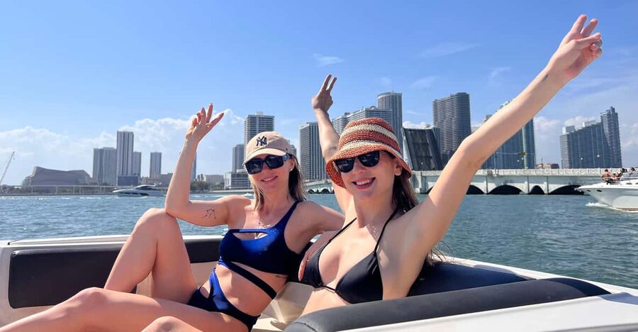 Private Boat Rental Raccoon Island Miami & Snorkeling Tour - Raccoon Island (Sandspur Island) sandbar and anchor time