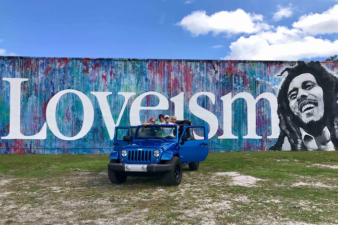 Private Tour: South Beach Sightseeing - Biscayne Bay Views From Rickenbacker and the Venetian Causeway