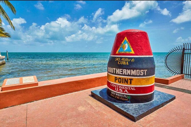 Private Tour to Key West - Key Largo: the 30-minute bathroom and breakfast reset