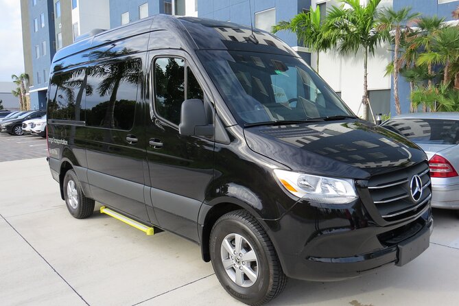 Private Transfer from Hotel in Miami to Port Miami. Up to 11 pax. - Key highlights at a glance
