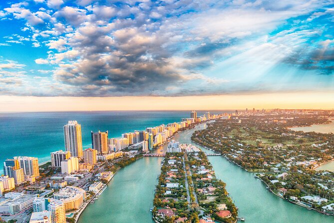 Private Transfer in Miami (MIA) to Airport ,Home, Hotel or Work - How You’ll Find the Driver: Mobile Ticket and Real Communication