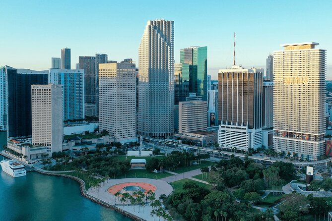 Private Transfer Miami Airport MIA or Port to Miami Hotel / Beach - Communication That Actually Helps You (And How to Use It)