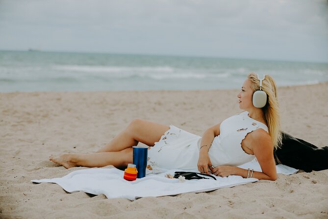 Private Vacation Photoshoot with Photographer in Miami Beach - Price and value in Miami Beach terms