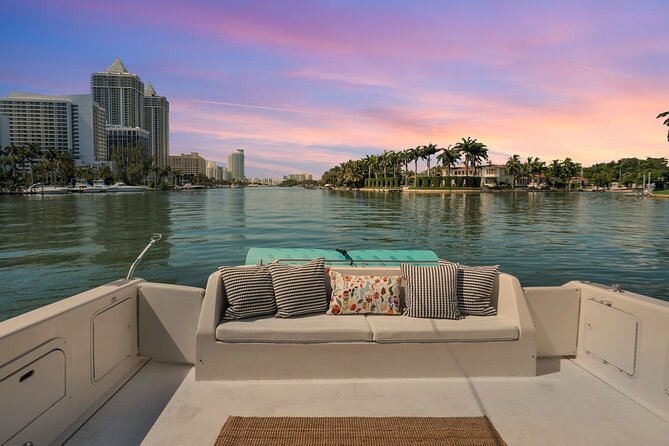 Private Yacht Tour Miami - Where You Start on Miami Beach, and How the Timing Works