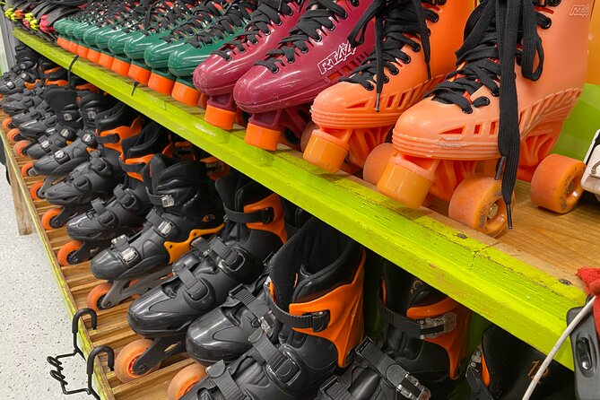 Rollerblade Rental in Miami Beach - What You Actually Get: Blades, Helmet, Pads, and Water