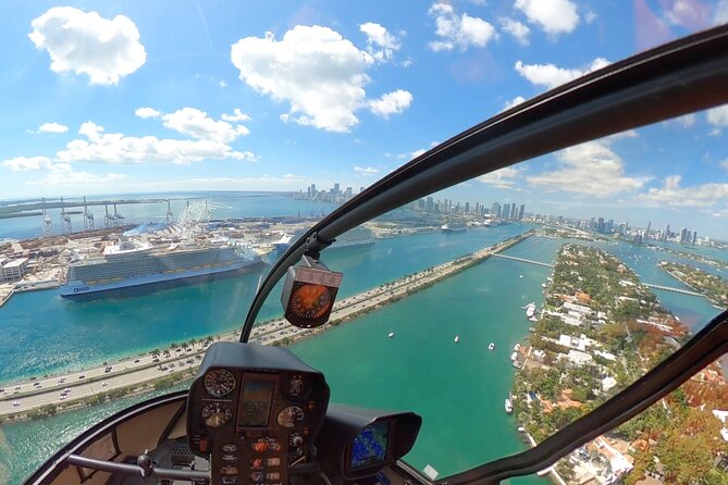 Romantic Miami Helicopter Tour with Champagne - Over that energetic coastal stretch, where Miami moves fast