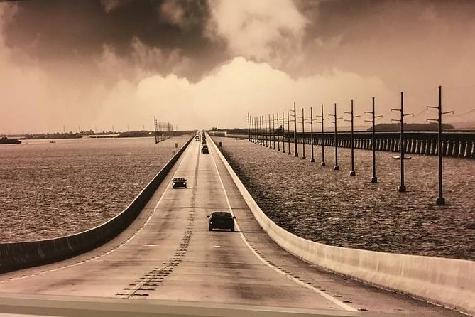 Round Trip Motorcoach Transfer to Key West from Miami - Key highlights worth the early start