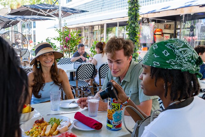 Savor South Beach: A Meal & Cultural Discovery - Stop 2 at The Lincoln Eatery: rotating stands and a rooftop moment
