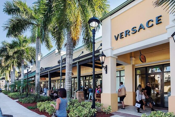 Sawgrass Mills Mall Round-Trip Transport from Miami - Comfort, Seat Space, and the Tip Question
