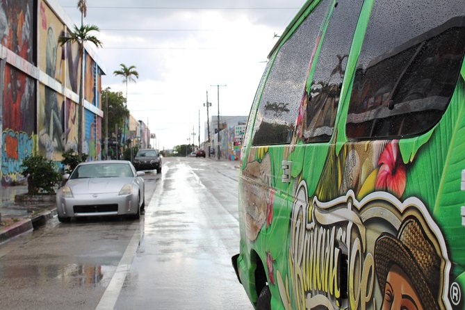 Small-Group Miami City and Speedboat Tour & Hotel Pick-up - Getting Picked Up in Miami: The Logistics That Can Make or Break It