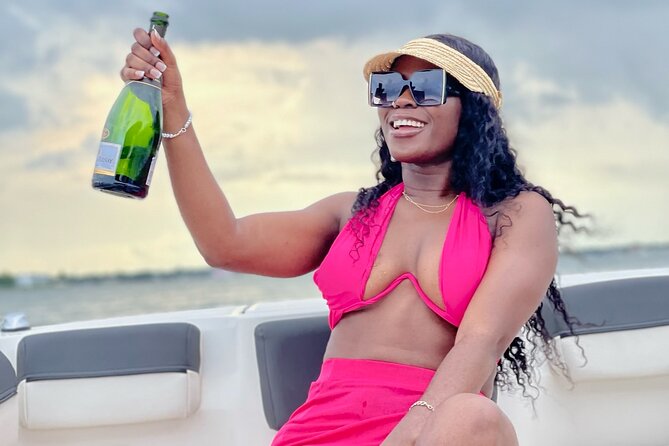 Snorkel & Millionaire Row - Private Miami Boat Tour w/ Drinks - Haulover Sandbar Swimming and Snorkeling, Where the Water Time Counts
