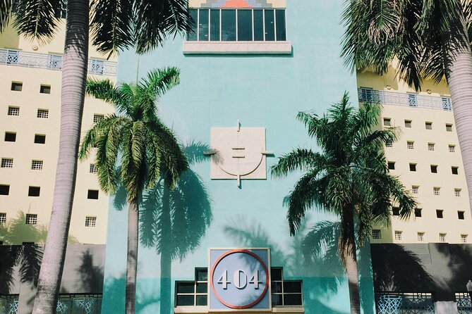 South Beach Art Deco Highlights and The Wolfsonian Museum Tour - Lummus Park: a quick reset between street and sea