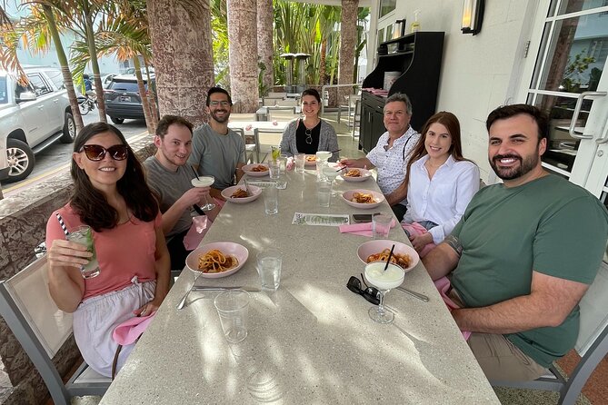 South Beach Cocktails & Bites Tour; Walking Tour Miami Beach - Your Guide Matters: What Jennifer’s Energy Adds