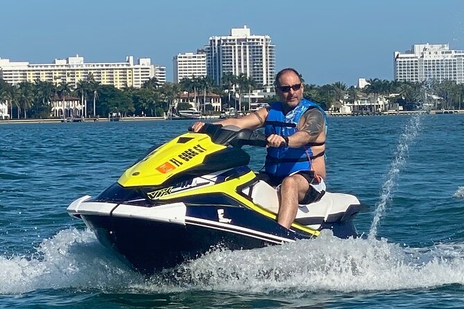 South Beach Jet Ski Rental departs Bayside Marketplace - Arriving by Bayside, then meeting at the bay-side pier