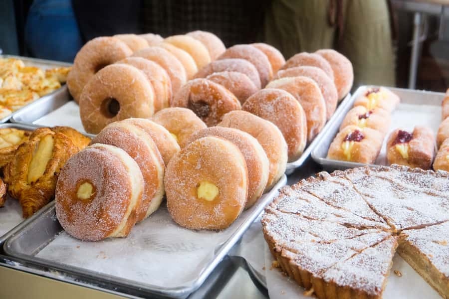South Beach Sweets Tour: Donuts, Pastelitos, and Patisseries - What to expect in your tasting, from glazed to chocolate to fillings