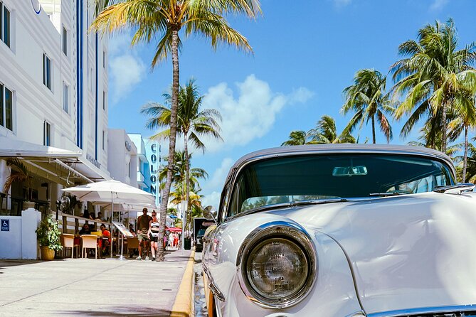 South Beach Top Highlights Tour with Lincoln Rd and Espanola Way - Ocean Drive for Landmark Facades, Including The Clevelander, Breakwater, and The Carlyle