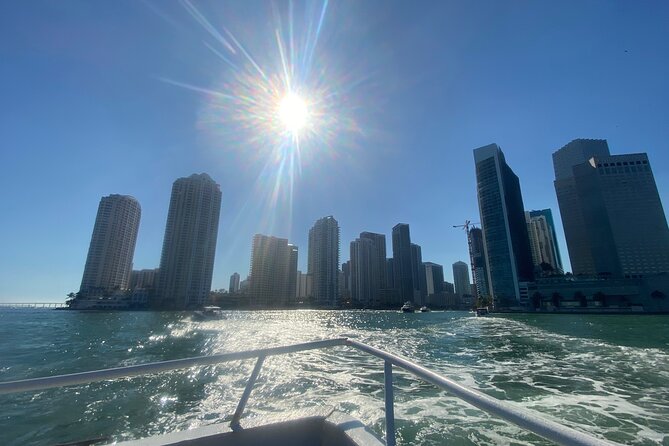 Sunset Cruise of Biscayne Bay Millionaire Homes & Cash Bar - Pricing Reality: Is $21.99 Worth It for Miami by Water?
