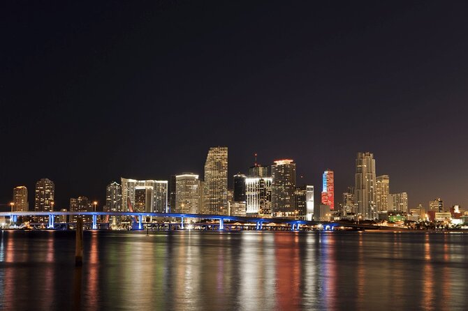 Sunset Star Island Cruise - Miami Beach Marina Yachts: Where the Route Gets Extra Photo-Worthy