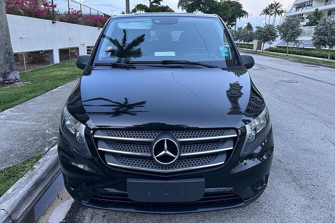 SUV from Miami Airport to Port Miami or Hotel in Miami Up to 5pax - Where You Meet the Driver, and Why It Feels Easier Than Curbside Chaos