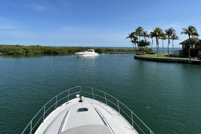 The BIG Sundancer Rental in Miami Beach - Snorkeling and floating, with gear that’s ready to go