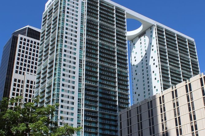 The Official Miami City Tour Small Group Experience with Pickup - Ocean Drive hotel icons: where the best quick photos happen