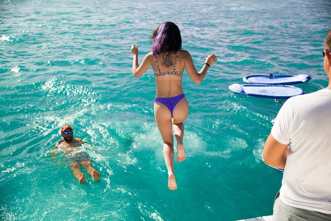 The SOUTH BEACH Sundancer Rental - What’s onboard: swim deck, snorkeling gear, towels, and the little luxuries