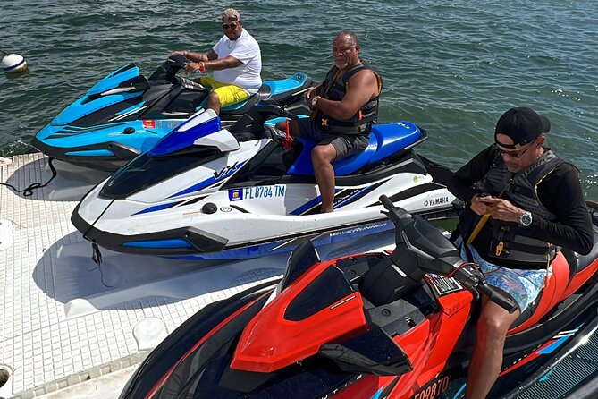 The Ultimate Water Experience in Miami with Drinks and Jet Skis - Snacks, drinks, and the real budget win