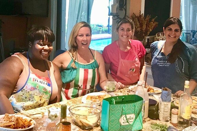 Traditional Cuban Cooking Class in Miami - Mojitos and other drinks: learn the cocktail, then enjoy it with dinner