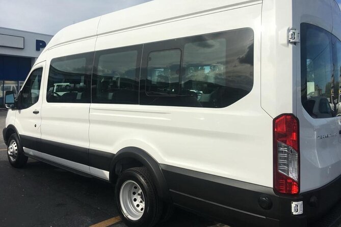 Transportation Service Miami International Airport MIA - Miami - The vehicle comfort you will feel on a hot Miami day