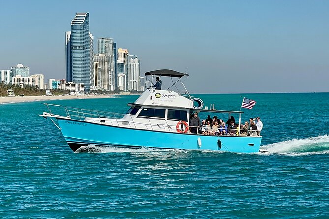 Up to 34Pax Bachelorette Party Boat & Yacht Rental Miami - Miami’s glass-floor yacht, made for parties and real views