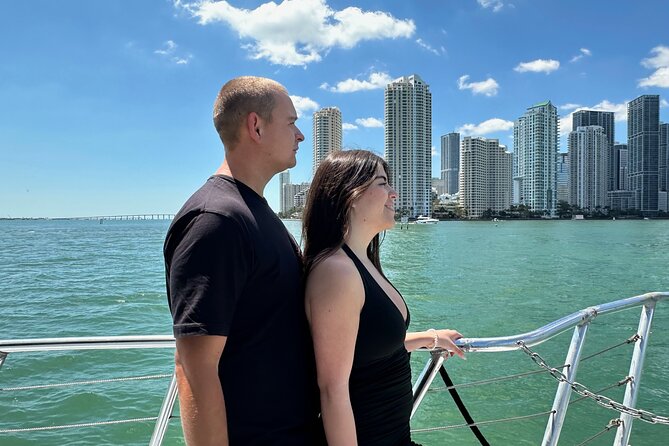 VIATOR EXCLUSIVE CRUISE: Miami Party Boat & Millionaire Homes - Onboard vibe, music, snacks, and getting great shots