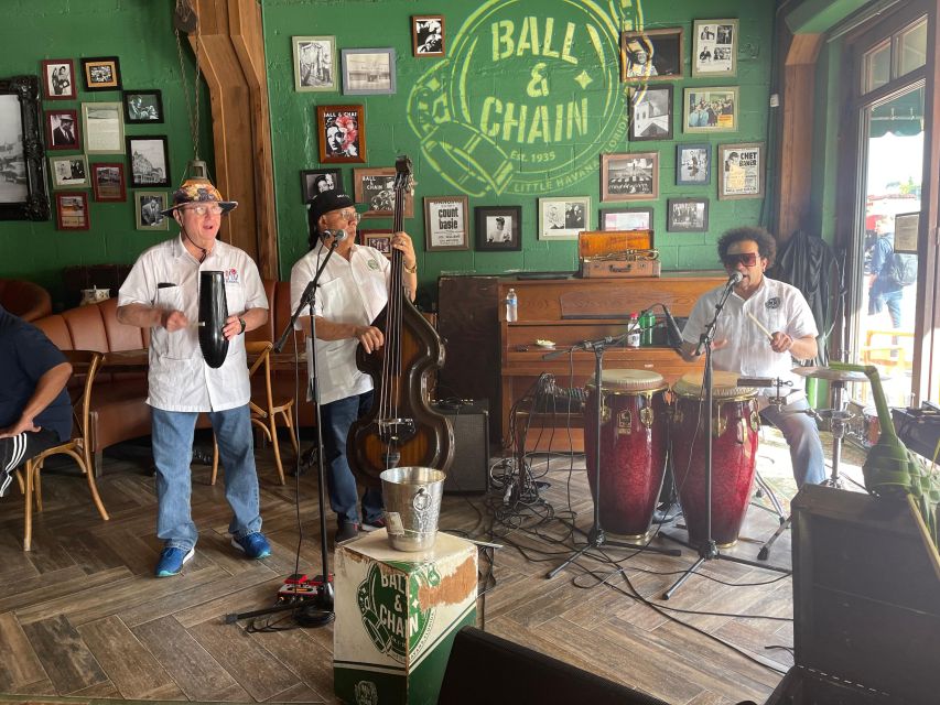 VIP Walking Tour of Little Havana - The Bakery Visit: Cuban Pastry and Coffee as a Story Key