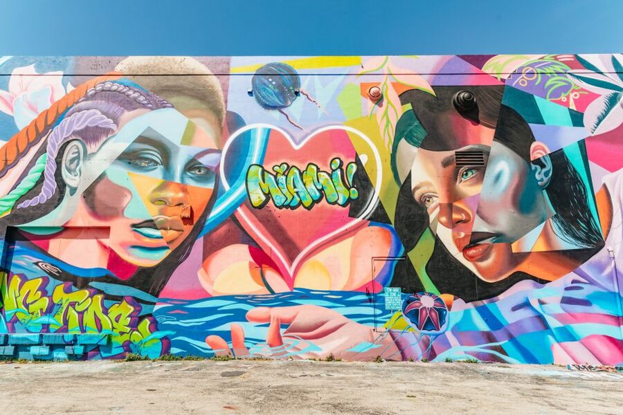 Wynwood Art District 1-Hour Street Art Tour by Golf Cart - Key highlights at a glance