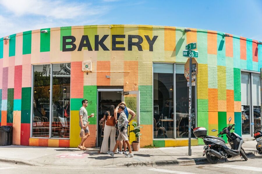 Wynwood Art District 1-Hour Street Art Tour by Golf Cart - How the Guide Turns Murals Into Stories You Can Read