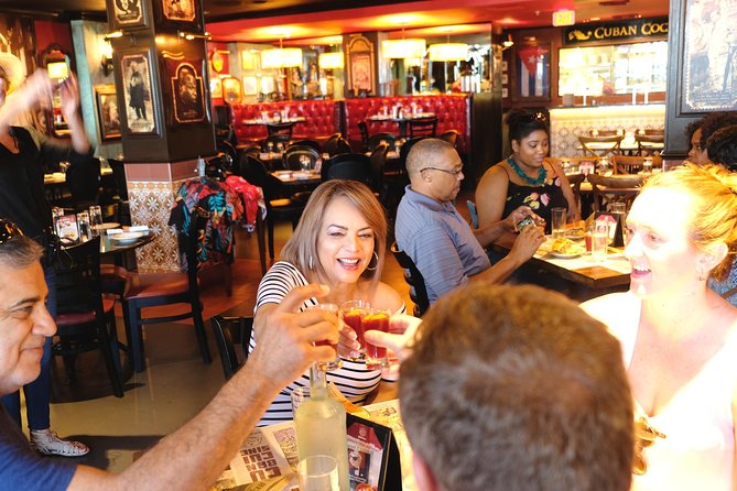 Wynwood Food & Art Tour - exclusive access to the Wynwood Walls - Start at the meeting point, then settle into a half-mile walk