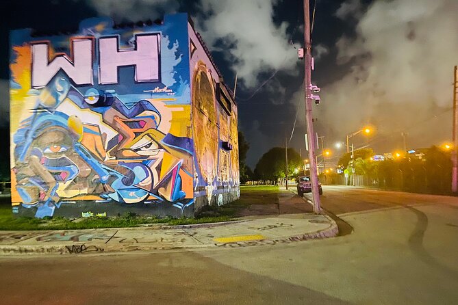 Wynwood Graffiti Golf Cart Tour After Dark - How the guide’s storytelling changes what you see