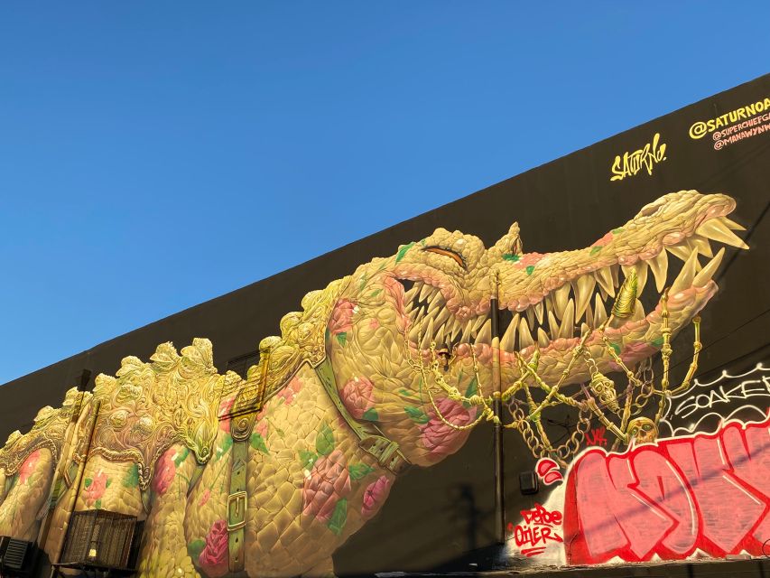 Wynwood walking tour in French (2h) - Meeting outside Dr Smood, and why the little details matter